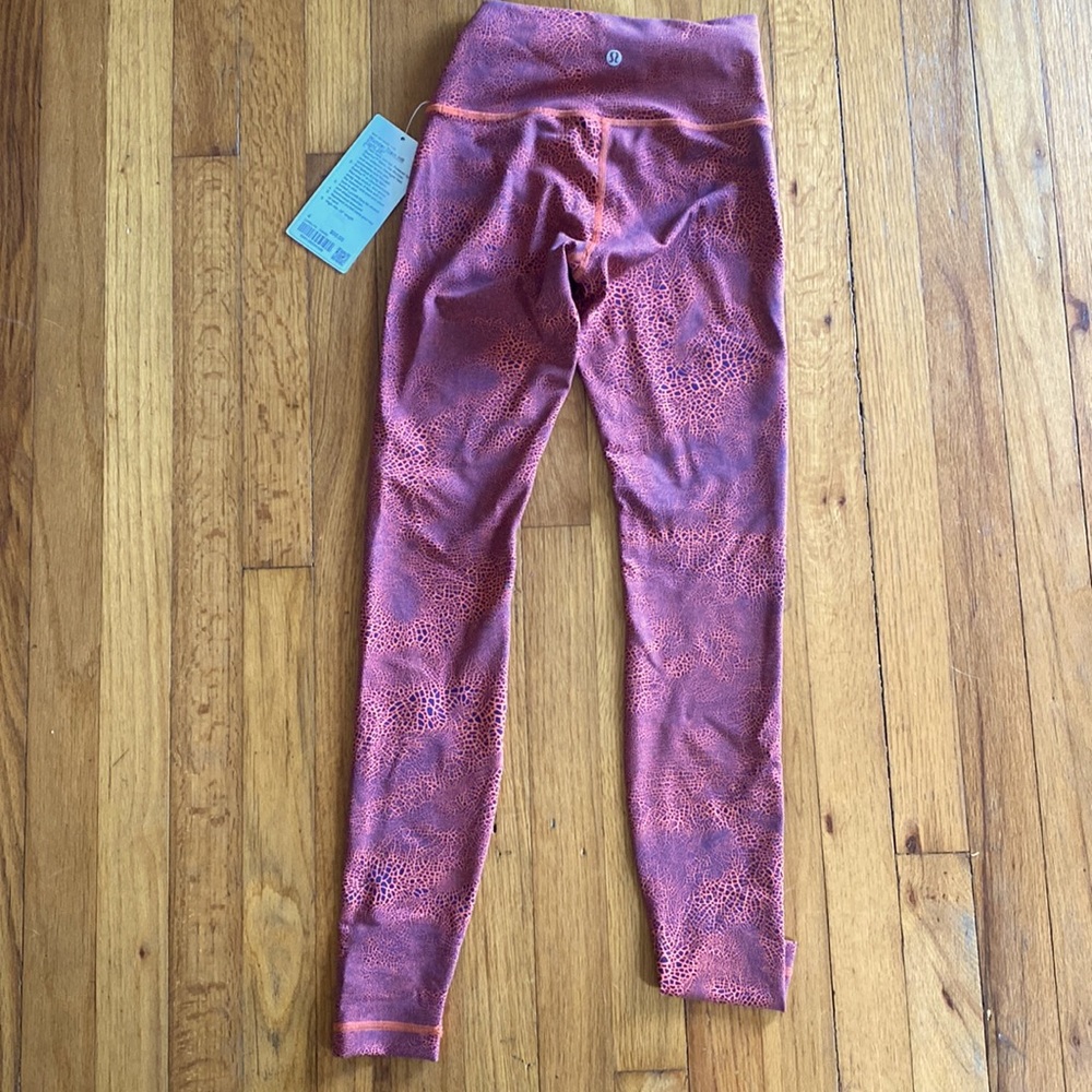 lululemon wondertrain HR 28” tights. NWT